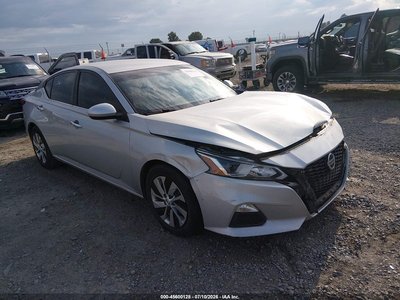 2020 Nissan Altima