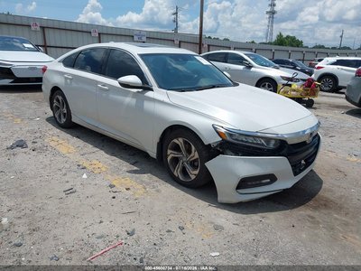 1HGCV1F54JA****** 2018 Honda Accord