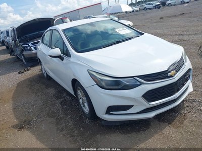 1G1BE5SM9J7****** 2018 Chevrolet Cruze