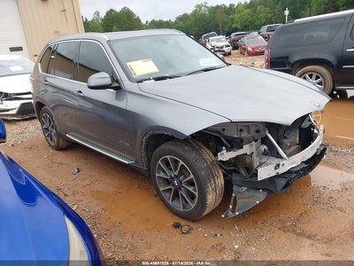 5UXKR0C34H0****** 2017 BMW X5