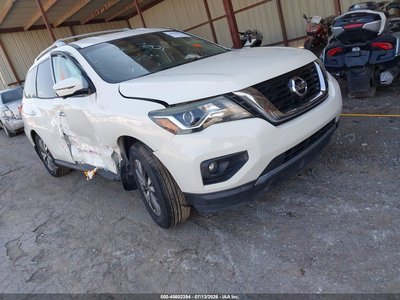 2017 Nissan Pathfinder