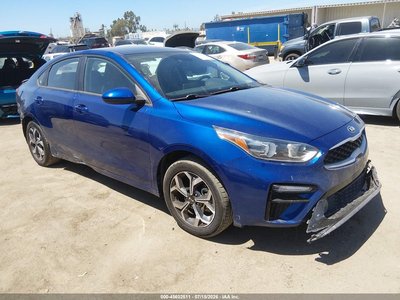 3KPF24AD8ME****** 2021 Kia Forte