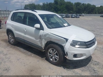 WVGAV7AX6GW****** 2016 Volkswagen Tiguan