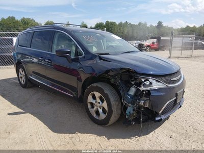 2C4RC1EG8HR****** 2017 Chrysler Pacifica