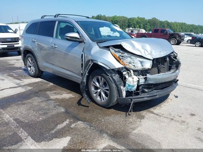5TDBKRFHXFS****** 2015 Toyota Highlander