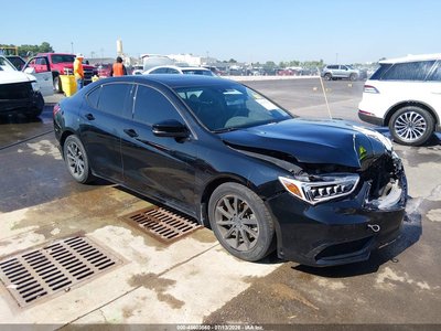 19UUB1F36JA****** 2018 Acura TLX