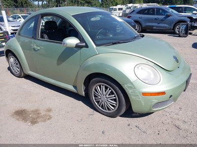 3VWPG3AG3AM****** 2010 Volkswagen New Beetle