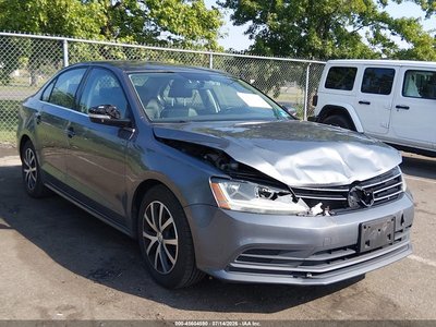 3VWDB7AJXJM****** 2018 Volkswagen Jetta