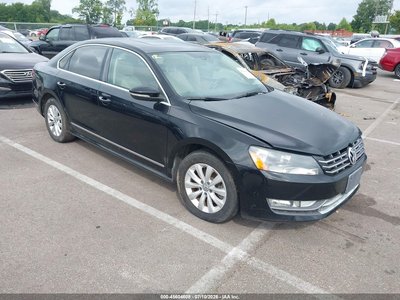 1VWBN7A38CC****** 2012 Volkswagen Passat