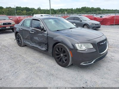 2018 Chrysler 300