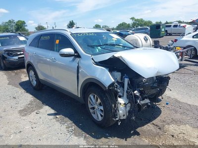 5XYPG4A31HG****** 2017 Kia Sorento