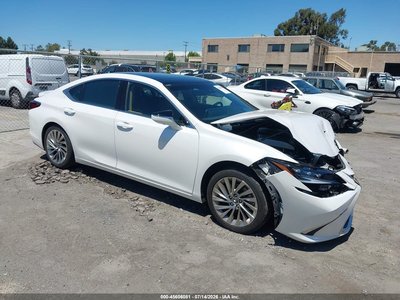 2023 Lexus ES