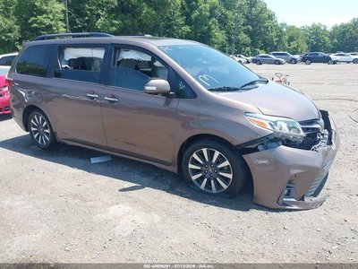 2018 Toyota Sienna