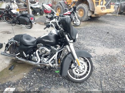1HD1KB41XBB****** 2011 Harley-Davidson FLHXS