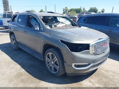 1GKKNXLS0HZ****** 2017 GMC Acadia