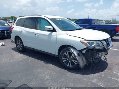 2018 Nissan Pathfinder