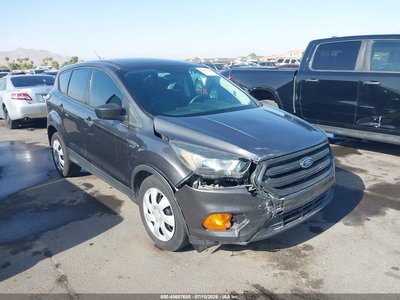 1FMCU0F75JU****** 2018 Ford Escape