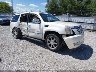 1GYFK63848R****** 2008 Cadillac Escalade