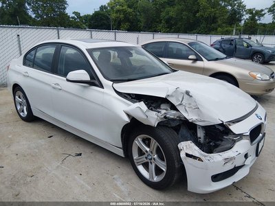 WBA3C3C52FK****** Salvage and Wrecked 2015 BMW 3 Series in Saint Louis