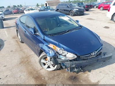 KMHDH4AE8DU****** 2013 Hyundai Elantra