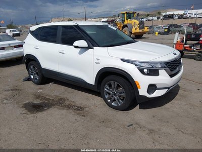 KNDEPCAA0M7****** 2021 Kia Seltos