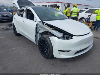 5YJYGDEE0MF****** 2021 Tesla Model Y