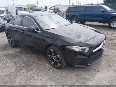 WDD3G4FB1KW****** 2019 Mercedes-Benz A-Class