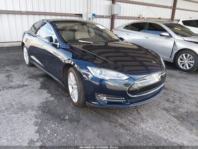5YJSA1H13EF****** 2014 Tesla Model S