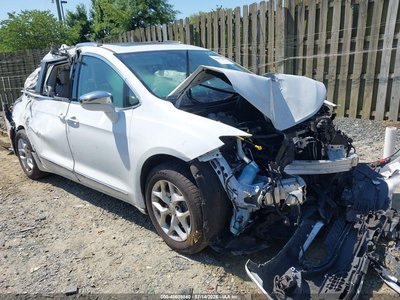 2C4RC1GG9LR****** 2020 Chrysler Pacifica