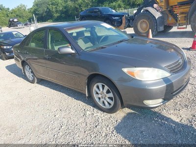 2004 Toyota Camry