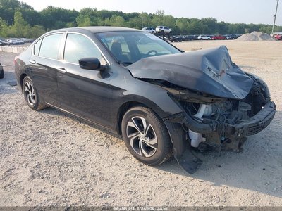 1HGCR2F33GA****** 2016 Honda Accord
