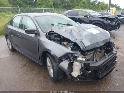 3VWLA7AJ8FM****** 2015 Volkswagen Jetta