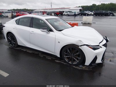 2022 Lexus IS