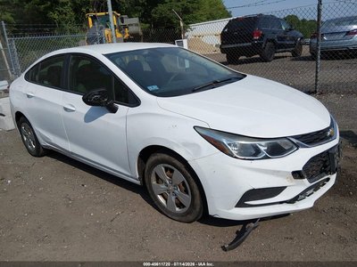 1G1BC5SM0J7****** 2018 Chevrolet Cruze