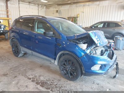1FMCU9GD9KU****** 2019 Ford Escape