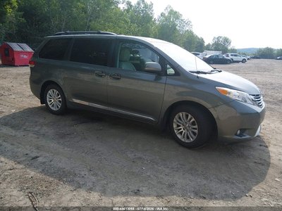 5TDYK3DCXDS****** 2013 Toyota Sienna