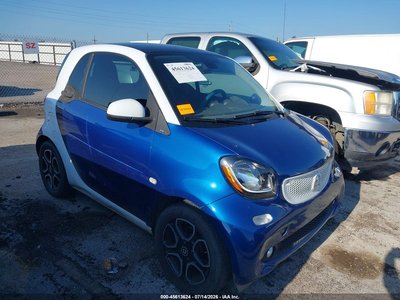 WMEFJ5DA6GK****** 2016 Smart Fortwo