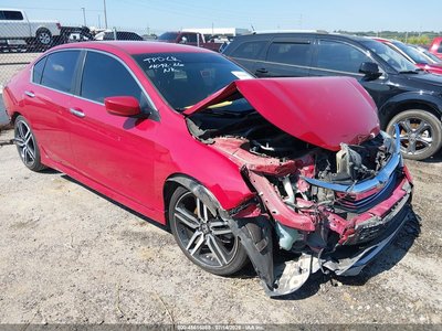 1HGCR2F55GA****** 2016 Honda Accord