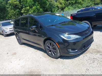 2018 Chrysler Pacifica