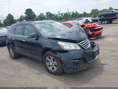 1GNKVHKD8FJ****** 2015 Chevrolet Traverse