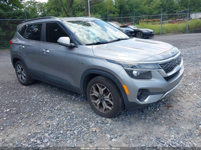 KNDERCAA5M7****** 2021 Kia Seltos