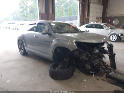 1V2FE2CA4MC****** 2021 Volkswagen Atlas