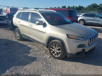 1C4PJLCS4EW****** 2014 Jeep Cherokee