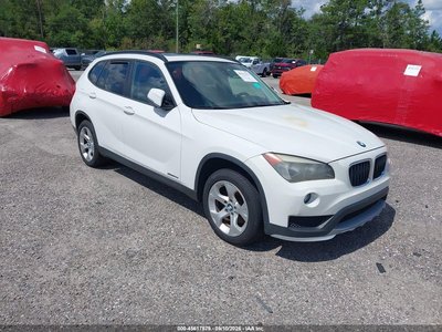 WBAVM1C53FV****** 2015 BMW X1