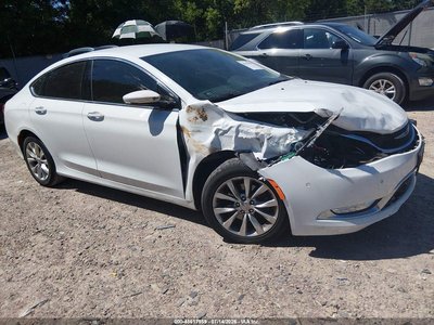 1C3CCCCB7FN****** 2015 Chrysler 200