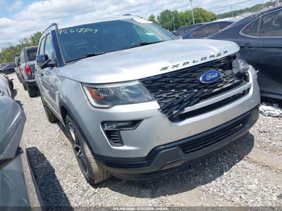 1FM5K8GT6KG****** 2019 Ford Explorer