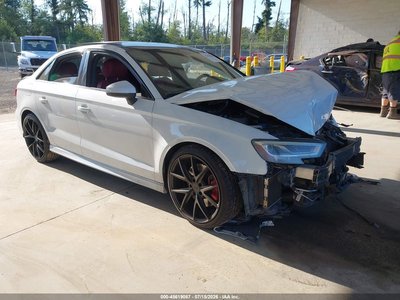 WAUB1GFF8J1****** 2018 Audi S3