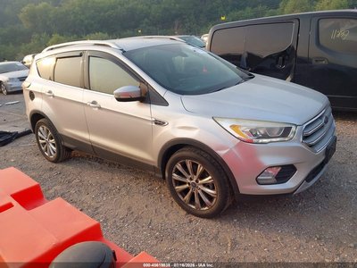 1FMCU9J93HU****** 2017 Ford Escape
