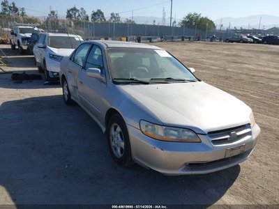 1HGCG6670WA****** 1998 Honda Accord