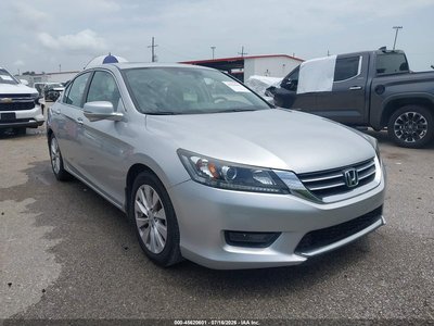 1HGCR2F88FA****** 2015 Honda Accord